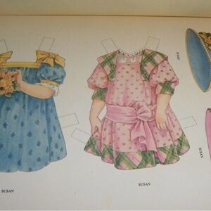 NWOT 🪆PAPER DOLLS FROM THE 1920’s
Reproduction UNCUT